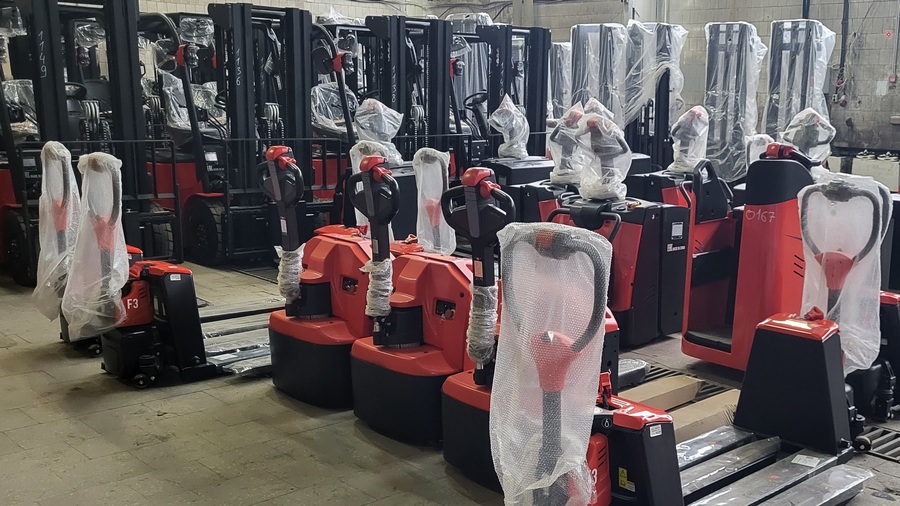 Тест-драйв складской техники на нашем складе в Волгодонске