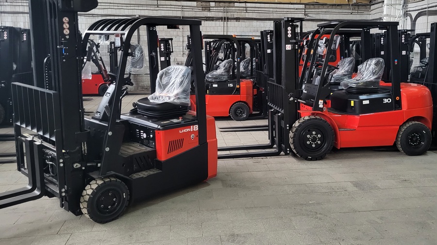 Тест-драйв складской техники на нашем складе в Волгодонске