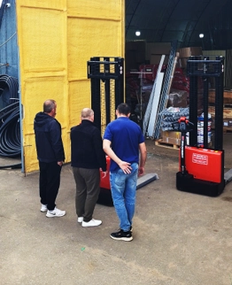 Тест-драйв складской техники на нашем складе в Волгодонске
